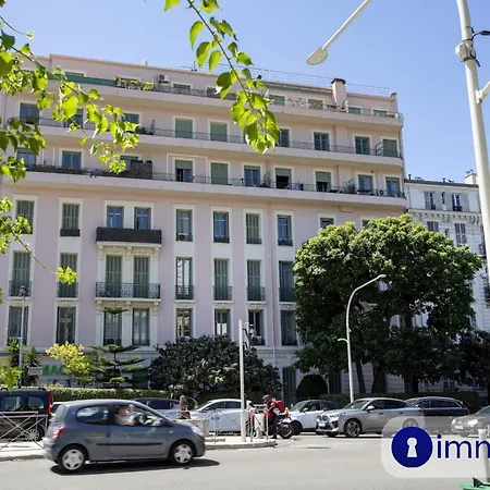 Air-conditioned In The Carabacel District * Nice