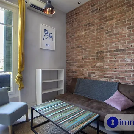 Air-conditioned In The Carabacel District * Nice